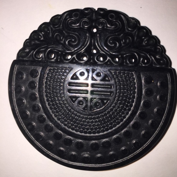 Real Jade “Nephrite”Half-Wall Pendant Feng Shui - Picture 14 of 16